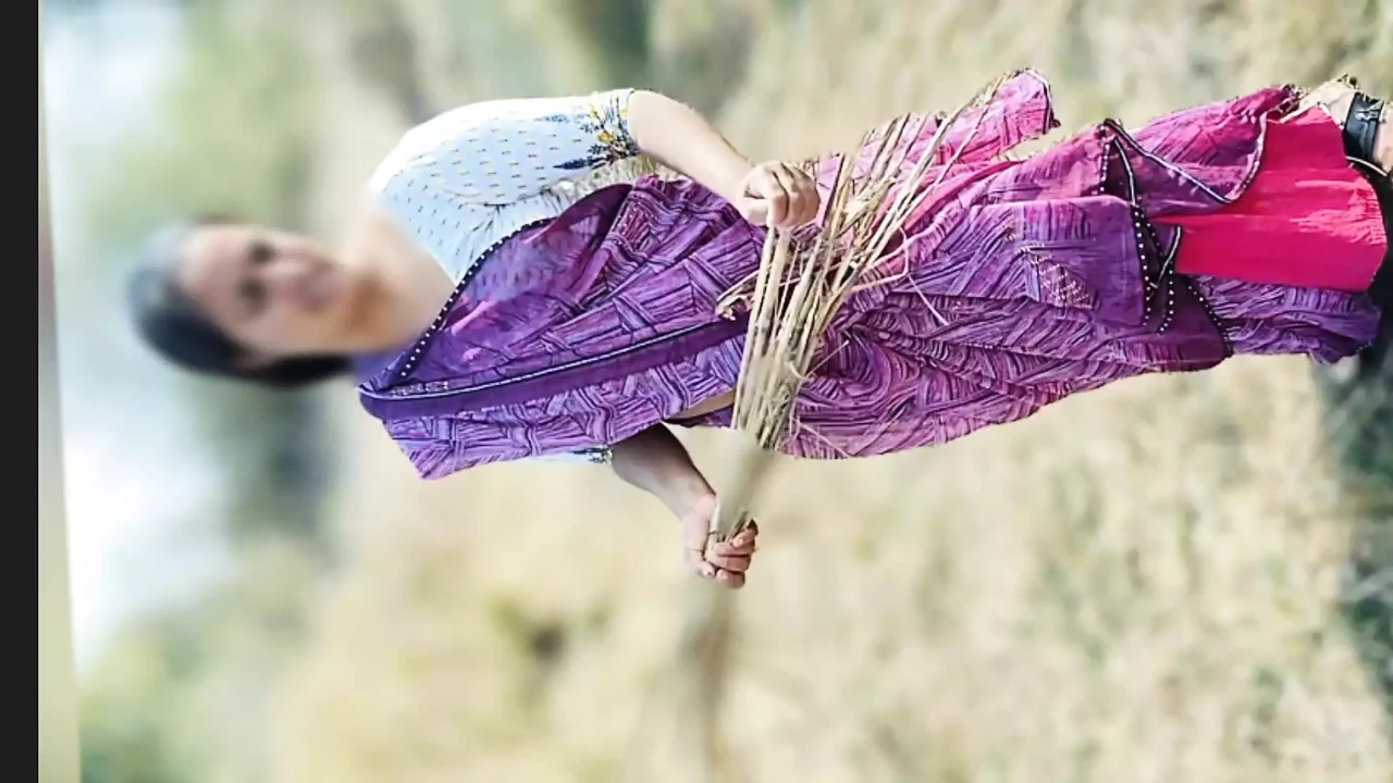 Indian village Daver Bhabhi xxx video, Village beautiful Bhabhi fucked in Jungle Outdoor hindi xxx video, hindi audio