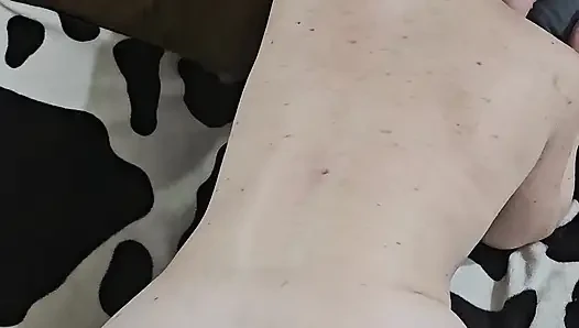 Popomu sikip içine boşalıyor
