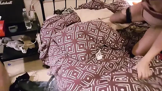 T&a 05 - saten gül elbisemle giyinik, siyah ve altın tanga