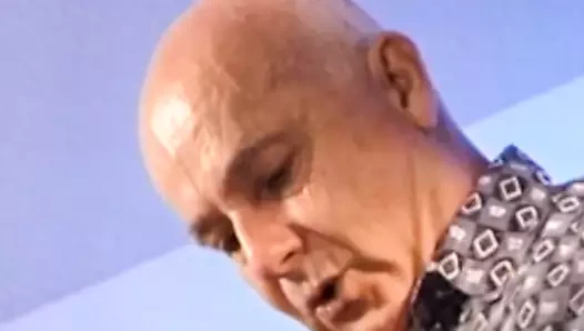 Eş değiştiren evli kadın için ateşli anal seks partnerini uyandırıyor