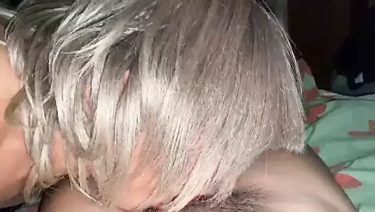 ingoio cazzone  giovane ragazzo giostraio