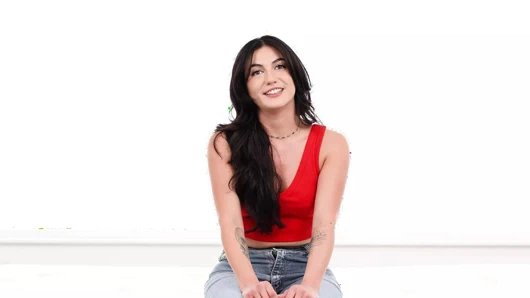 Katil vücutlu ateşli resepsiyonist amını mahvediyor!