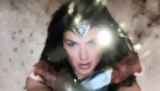 Gal gadot - harika kadın boşalmak haraç