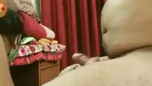 Desi aunty ne muh me liya