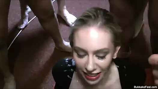 Grace harper'ın yüzü dölle dolu