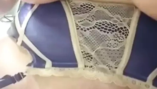 Subrina lucia sert mastürbasyon