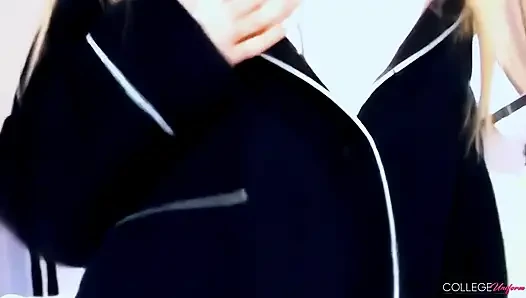 Julia Crown ile yatakta