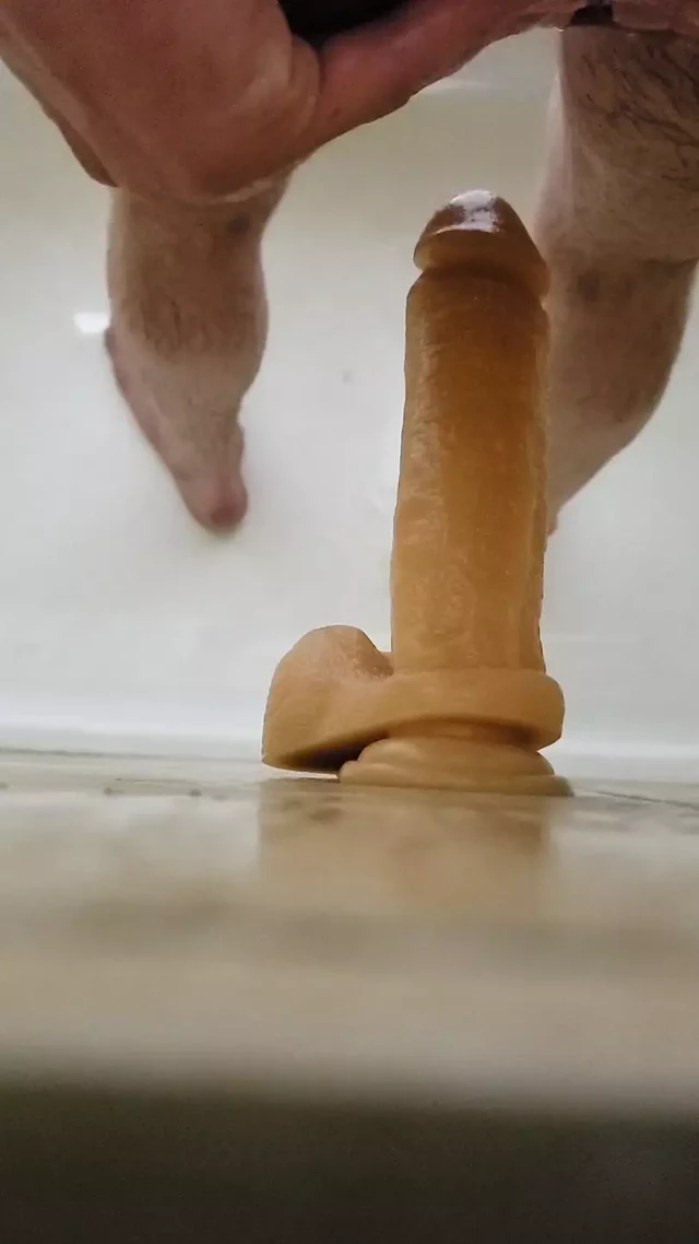 Mitch içinde the duş