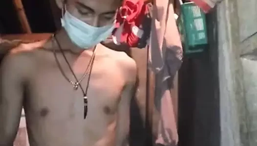 Brondong indo coli sebelum mandi