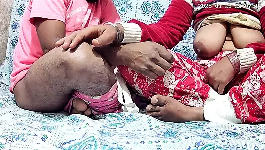 Nepalli doktor ve hemşire gerçek videoda seks yapıyor