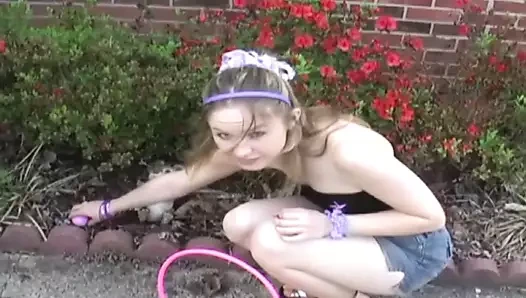 gel benimle oyna çok sıkıldım