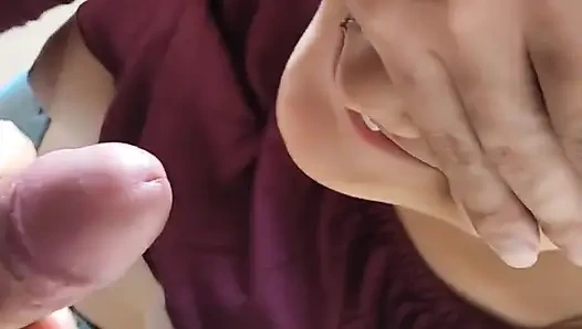 Bir eve gittik ve ondan beni emmesini istedim ve o sütümü yuttu