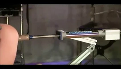 Trisha şehir dışı lezdom şaplak ve makine sikme