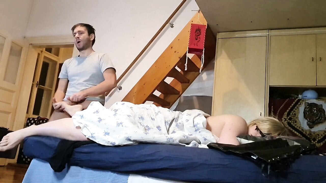Dik üvey oğul sağladım üzerinde onun anneler ayaklar içinde ön kam