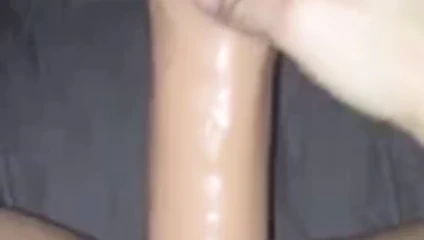 Bir milf ve onun büyük beyaz oyuncağı pt. 2