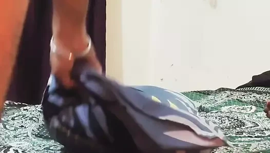 Ateşli kız arkadaş Mumbai otelinde sikişiyor