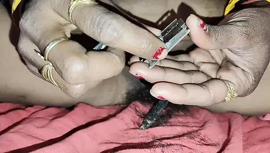 Hintli köylü kadın rezar balek ile tıraş oluyor epilasyon teyze rezar ile tıraş oluyor epilasyon desi seks saç tıraşı