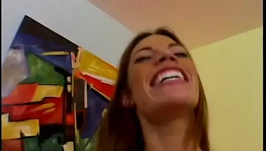 busty kaltak sekerek üzerinde dick sonra alır derin anal sondaj