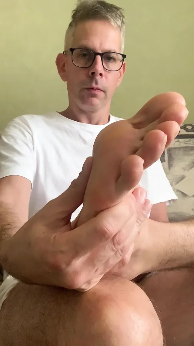 ! dakika mastürbasyon ve ayak yalama