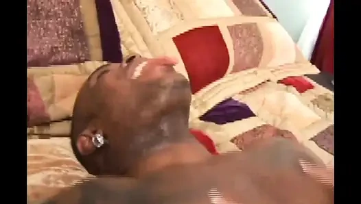 Büyük sert beyaz yarak için zenci kaltaklar!