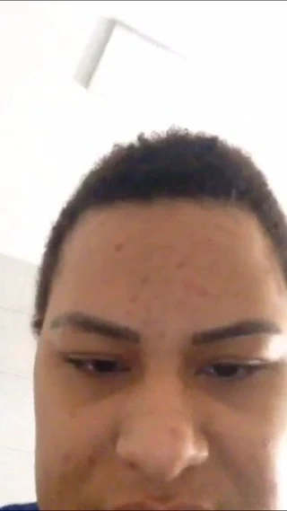 Salope bresilienne sur periscope part 2