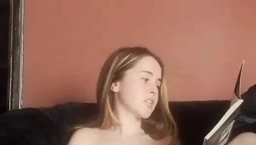 Vibratörümü kullanırken okumaya çalışıyorum