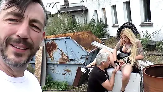 Olgun yarak için çıldırıyor bu onun sapık arzusu!