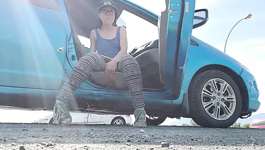 Asosyal faery işiyor