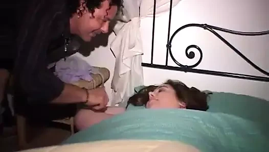 Pantolonumda bir boğa var.