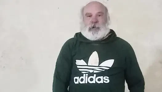 BÜYÜK VE KALıN PENISIM