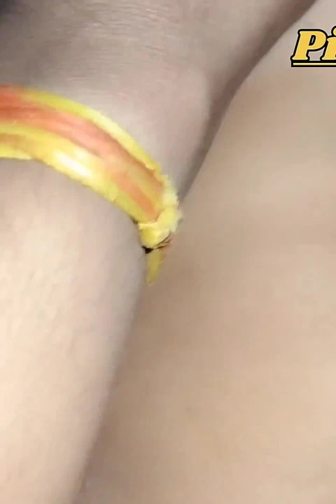 Hint Sexi Bhabhi Apne Pati Ke Land Se Masti Karti Hai or Phir Usaki Jordan Sawari Karti Hai