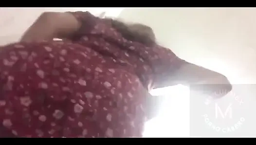 Bayan Mary en iyi elbisesini giydi ve sonunda evime geldi ve sonunda sikişmeyi bitirdik