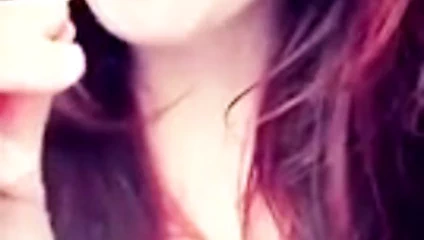 lolpopcu kiz erkeksizlik basina vurmus