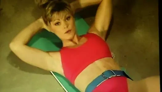 Tammy Lee'nin götünü sikiyor 6