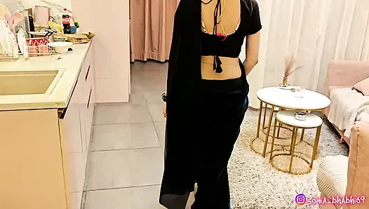 i sex with delivery guy when my husband is not in home. in hindi roleplay