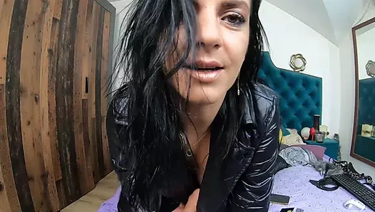 Amcığım bugün senin için azgın