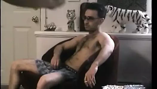 Amatör düz oğlan paulie gets bir handjob