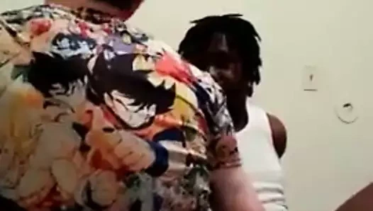 Emme ve kahrolası bir sert bbc