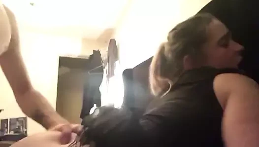 İri güzel kadın sert domalıyor