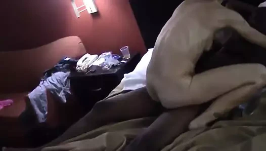 Interraical - beyaz çift bbc aramak için şehre geldi