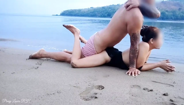 Pinay skandalı - plajda amatör halka açık seks