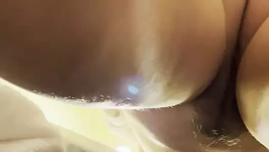 Karım havlu ile tatile yakın kedi