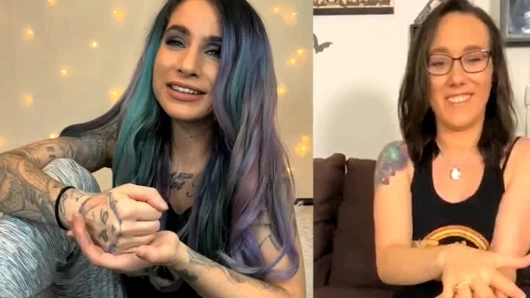 Şaplak çemberi üzerinden sosyal mesafe striptiz oyunu