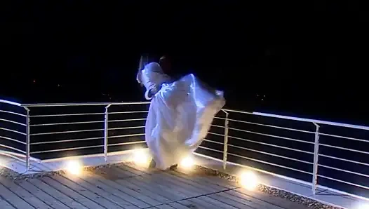 Kalp Kırıcı Sarışın Kızlar Vahşice Yarağa Biniyor