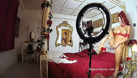 Lantaland - seksi iç çamaşırıyla eğleniyor