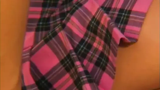 Küçük göğüsleri ile minyon genç kırlangıçlar boşalmak sonra emme bir çubuk