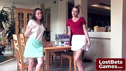 Striptiz kulesi tenisi vs aften ve kyler