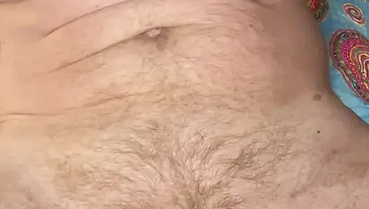 Cspot yüksek sesle dildoya biniyor ve çok sert boşalıyor