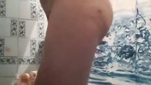 olgun anne içinde duş yıkar onu kıllı am ve göt amatör