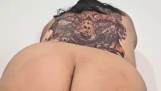 Selülit götü ağır çekimde zıplıyor